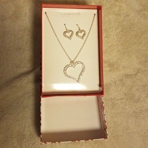 Jaclyn Smith - Heart necklace and earring set